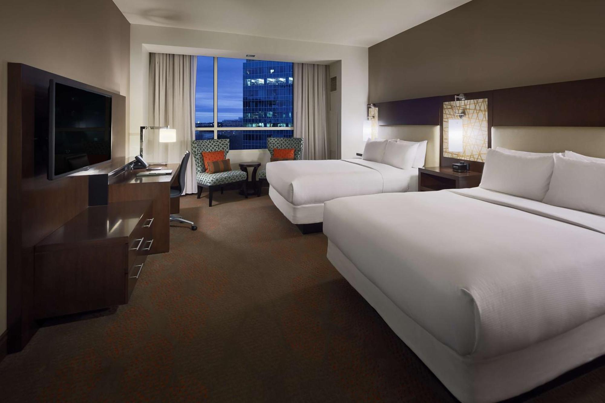 Hilton Dallas/Plano Granite Park Eksteriør bilde