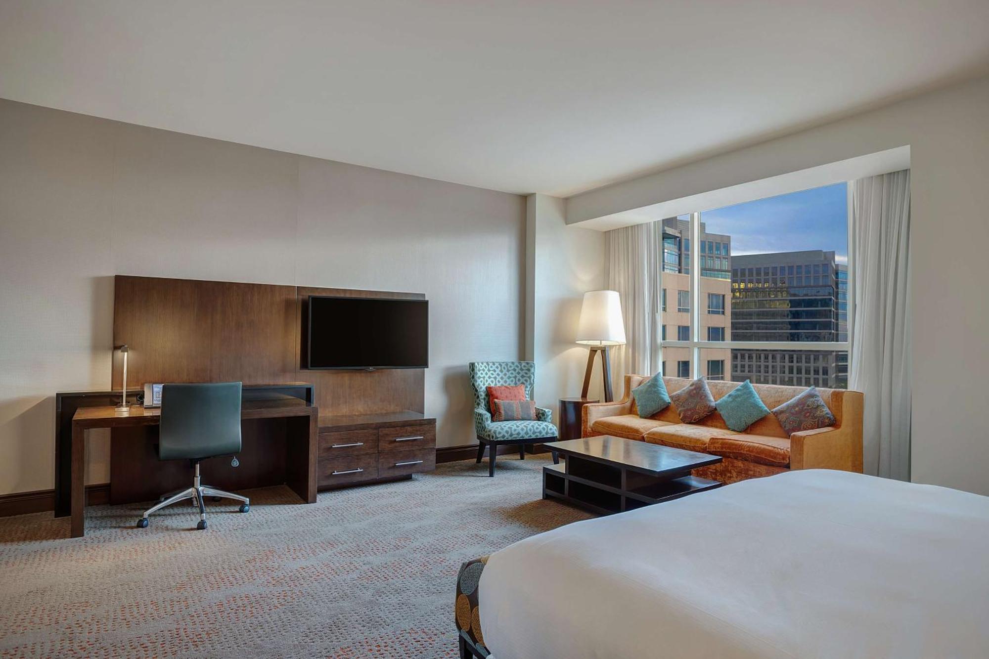 Hilton Dallas/Plano Granite Park Eksteriør bilde
