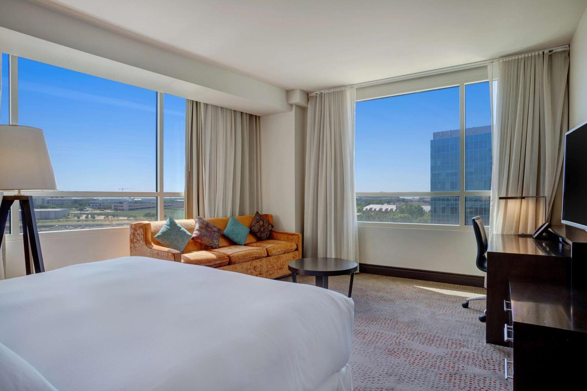 Hilton Dallas/Plano Granite Park Eksteriør bilde