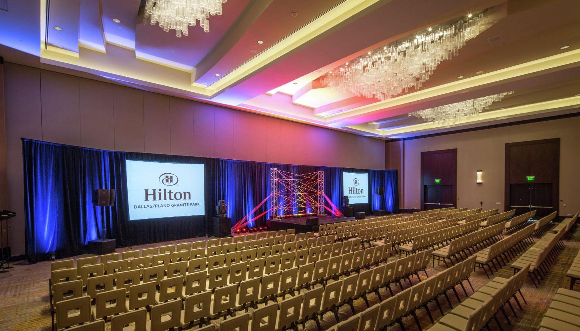 Hilton Dallas/Plano Granite Park Eksteriør bilde