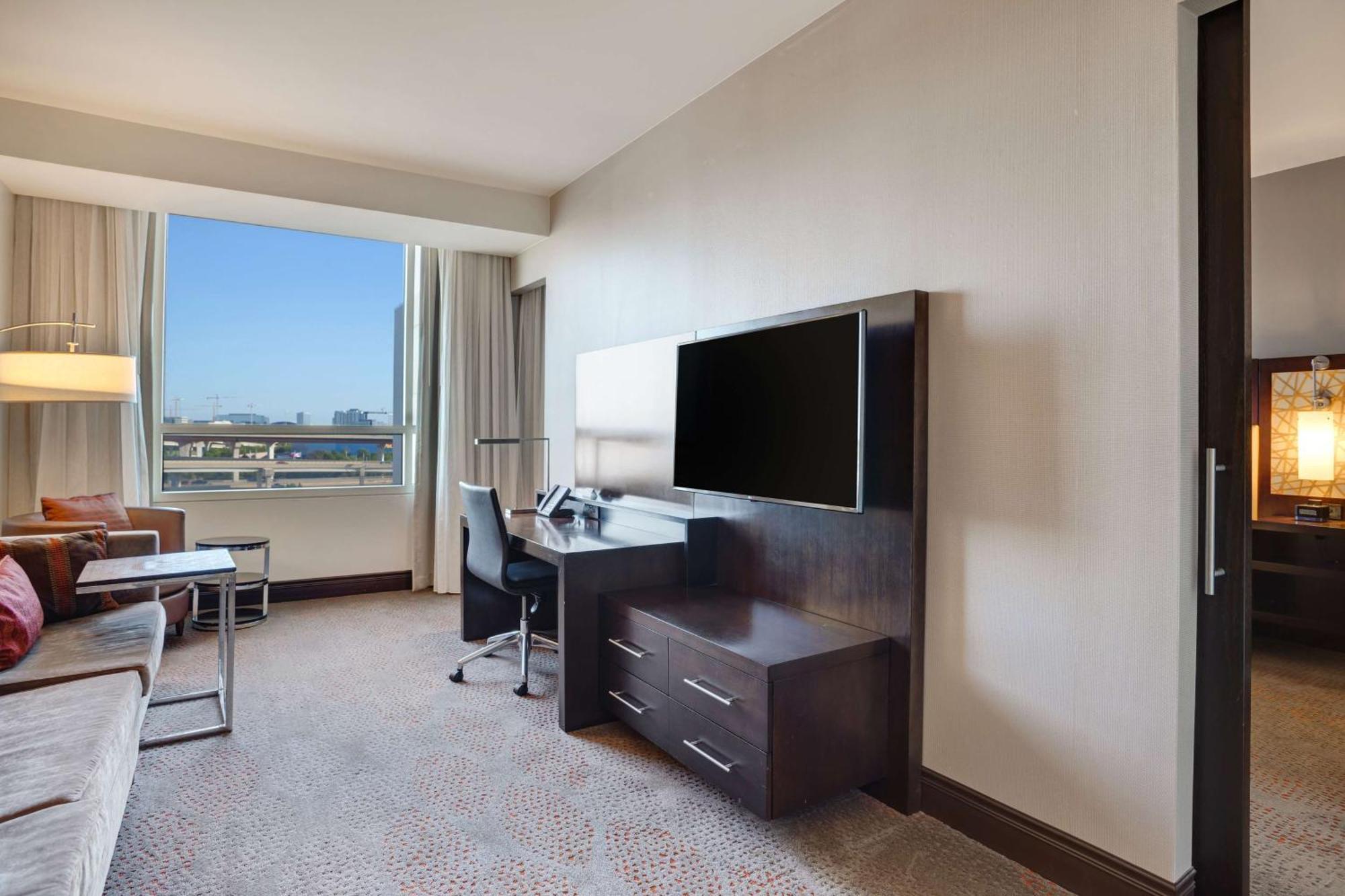 Hilton Dallas/Plano Granite Park Eksteriør bilde