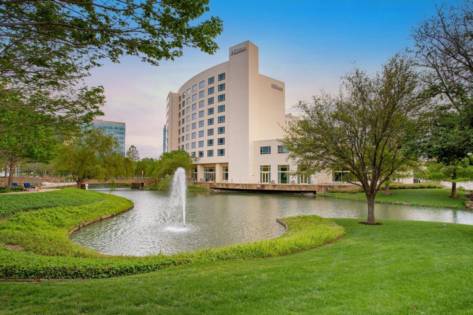 Hilton Dallas/Plano Granite Park Eksteriør bilde