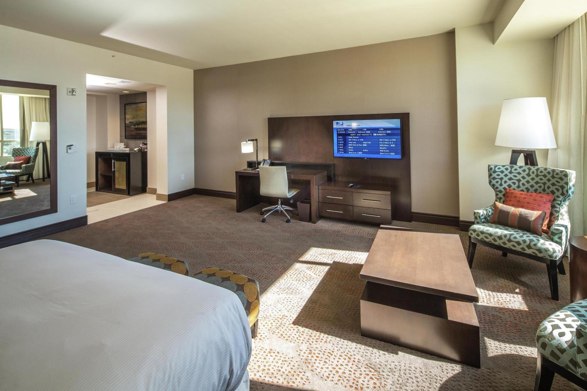 Hilton Dallas/Plano Granite Park Eksteriør bilde